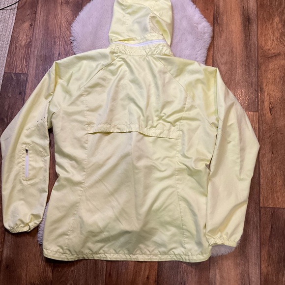Nike Storm Fit Running Windbreaker Women’s XL Full Zip Yellow Lightweight - Picture 10 of 13